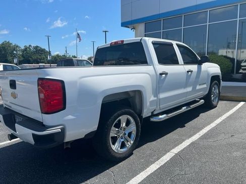 Used 2018 Chevrolet Silverado 1500 Custom w/ Custom Value Package RWD image 7