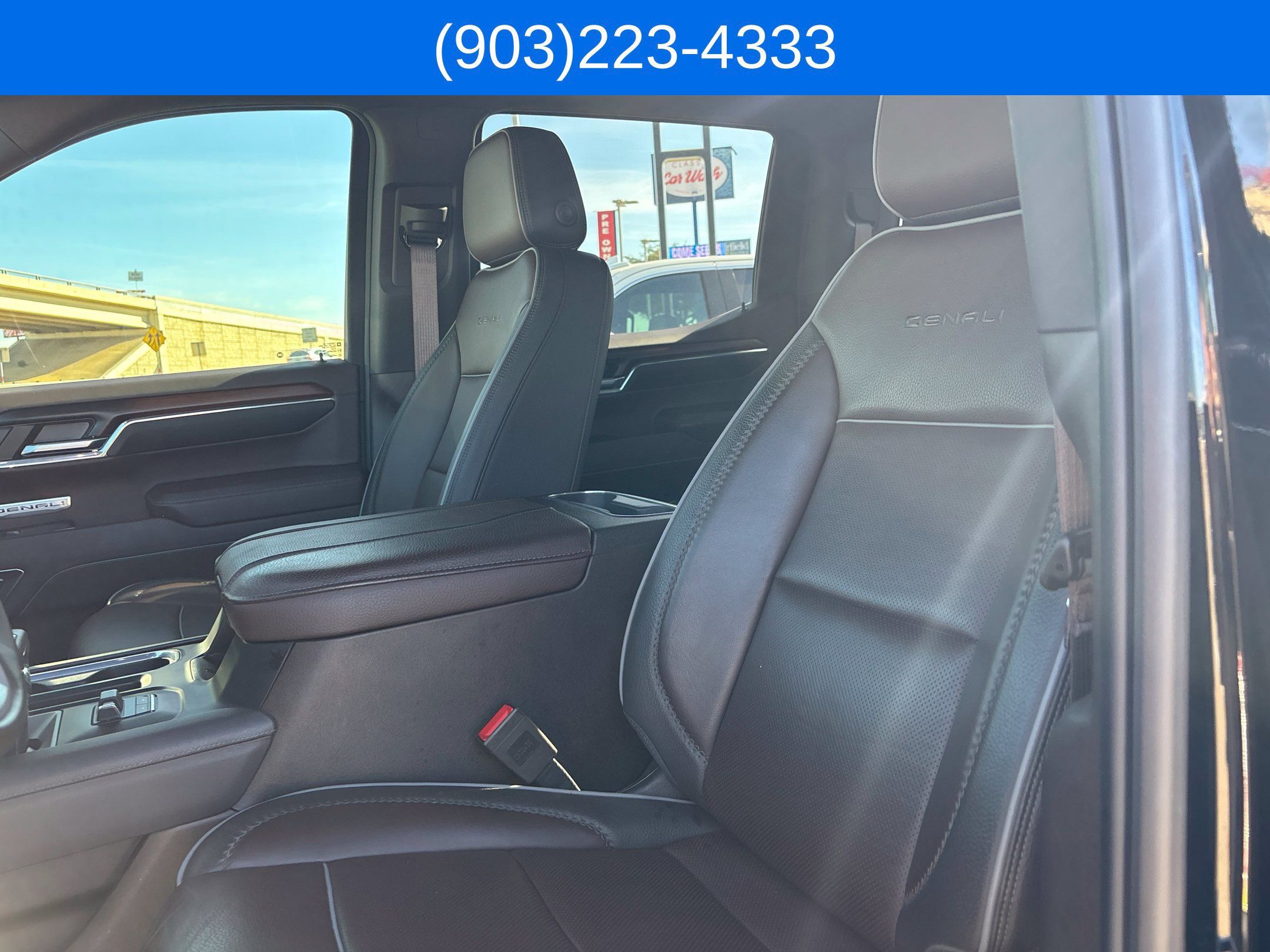 Used 2024 GMC Sierra 1500 Denali w/ Technology Package AWD/4WD image 37