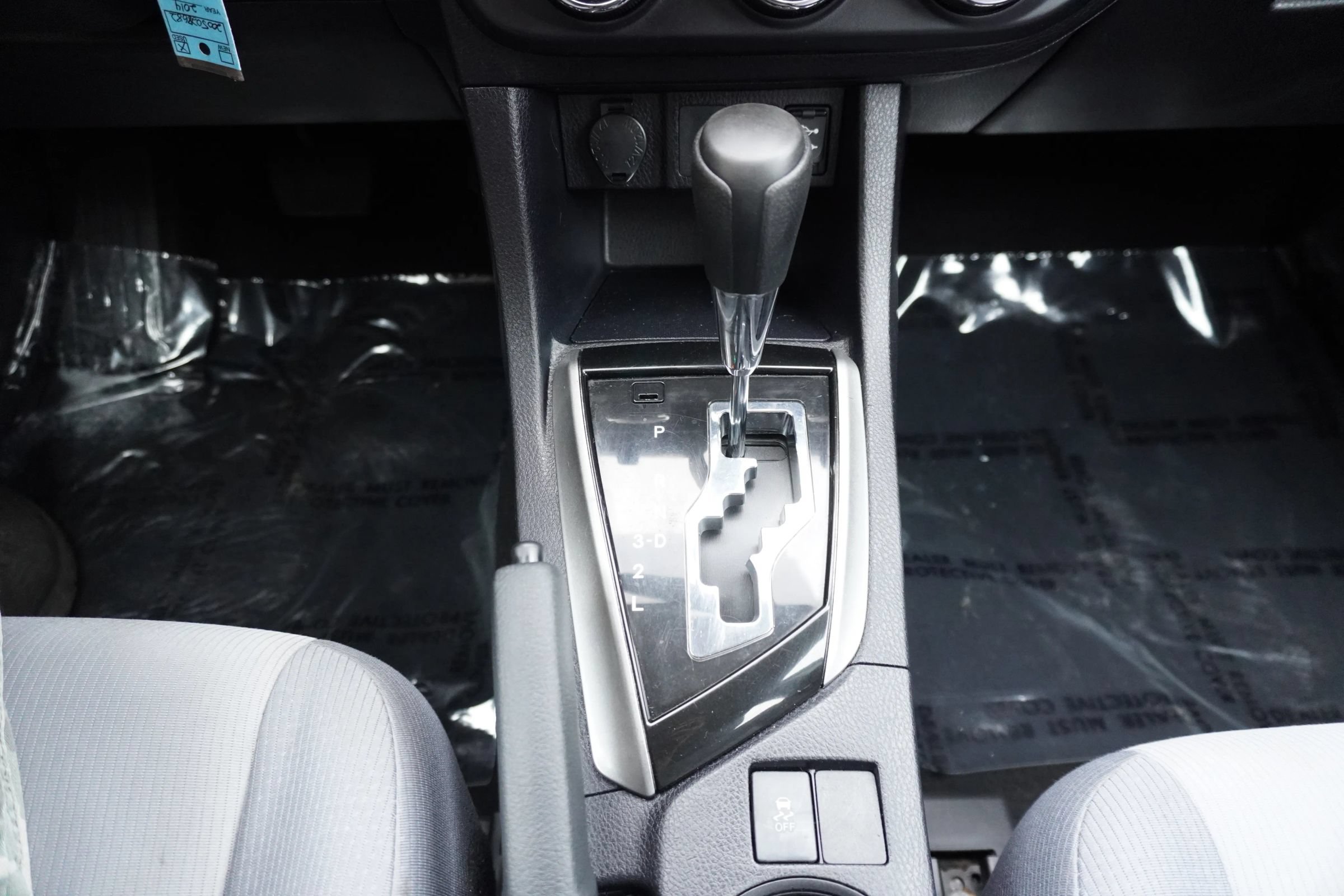 Used 2014 Toyota Corolla L FWD image 20