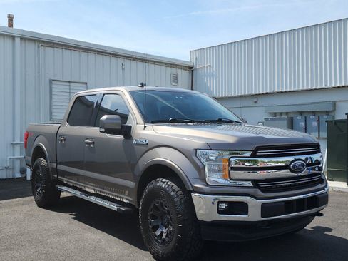 Used 2020 Ford F150 Lariat w/ Trailer Tow Package image 7