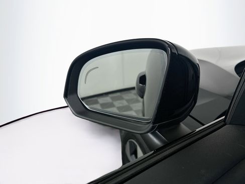 Used 2023 Volvo XC40 B5 Plus w/ Driver Assist Package AWD/4WD image 16