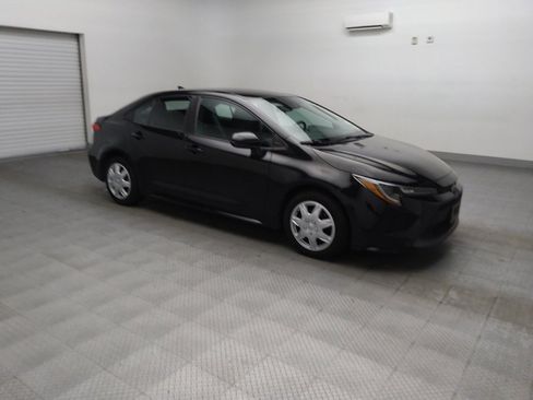 Used 2020 Toyota Corolla LE FWD image 11