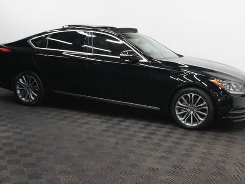 Used 2015 Hyundai Genesis 3.8 w/ Option Group 03 image 3
