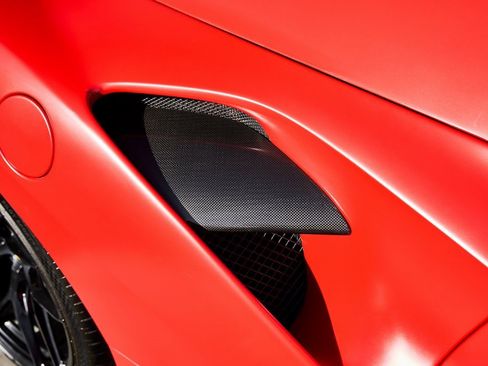 Used 2019 Ferrari 488 Spider Base image 21