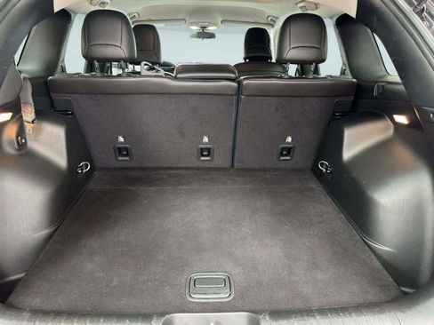 Used 2019 Jeep Cherokee Latitude Plus image 32