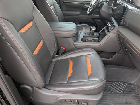 Used 2025 GMC Sierra 1500 AT4 w/ AT4 Premium Package image 27