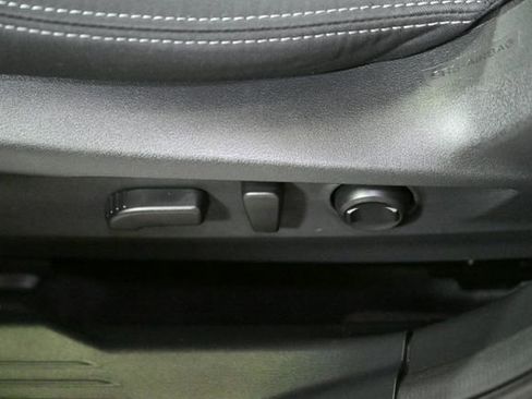 Used 2025 Subaru Outback Premium image 45