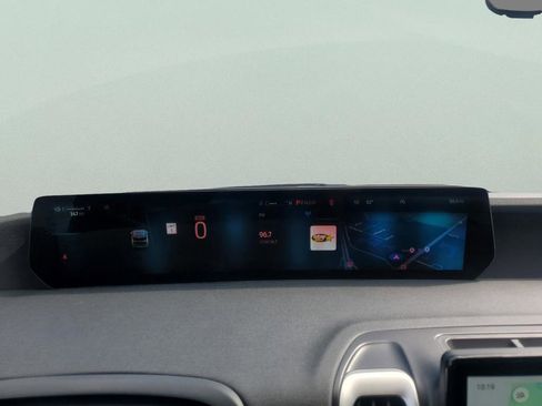 New 2025 Ford Expedition Active image 29