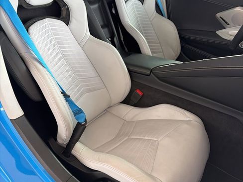 Used 2020 Chevrolet Corvette Stingray w/ 3LT Preferred Equipment Group image 32