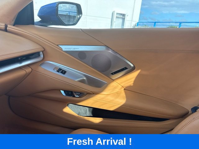 Used 2021 Chevrolet Corvette Stingray Premium Conv w/ Z51 Performance Package RWD image 9