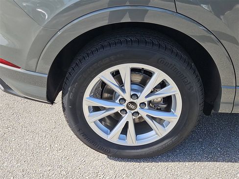 New 2025 Audi Q3 2.0T Premium image 5