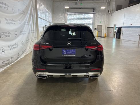 New 2026 Mercedes-Benz GLC 300 4MATIC image 5