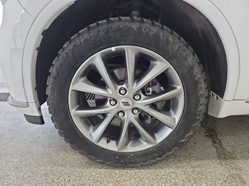 Used 2020 Dodge Durango SXT AWD/4WD image 24