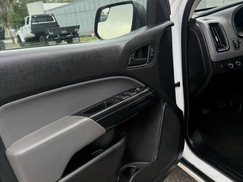 Used 2022 Chevrolet Colorado W/T w/ WT Convenience Package image 28