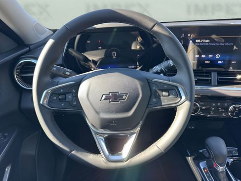 Used 2025 Chevrolet Trax ACTIV w/ Driver Confidence Package image 13