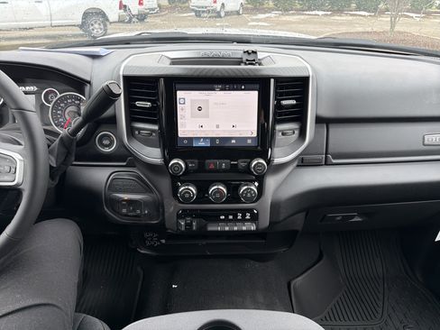 Used 2025 RAM 3500 Big Horn AWD/4WD image 24