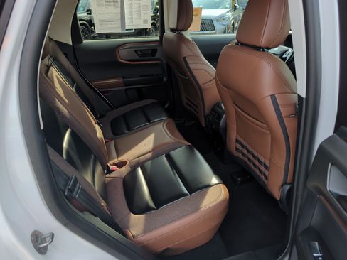 Used 2025 Ford Bronco Sport Outer Banks AWD/4WD image 13