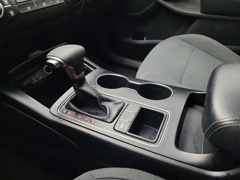 Used 2019 Kia Sorento LX image 26