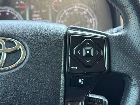 Used 2020 Toyota 4Runner TRD Pro AWD/4WD image 30