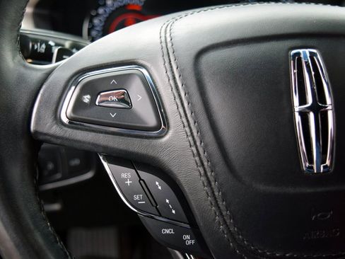 Used 2020 Lincoln MKZ Reserve w/ Elements Package image 17