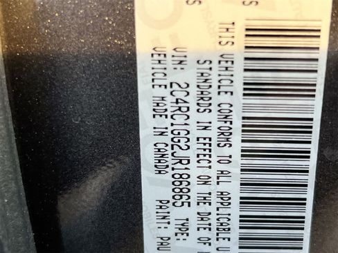 Used 2018 Chrysler Pacifica Limited w/ Tire & Wheel Group image 36