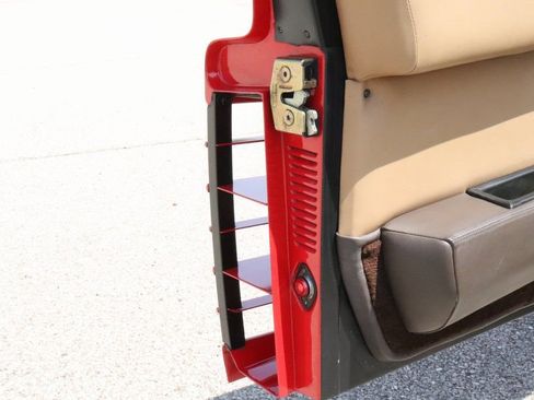 Used 1987 Ferrari Testarossa image 51