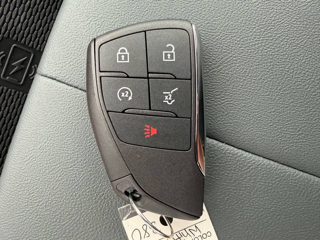 New 2027 GMC Terrain AT4 w/ Convenience Package III AWD/4WD image 31