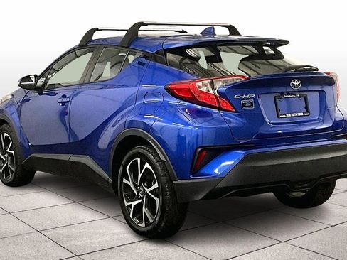 Used 2019 Toyota C-HR XLE image 10