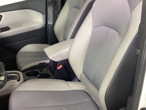 Used 2025 Subaru Forester Premium image 11