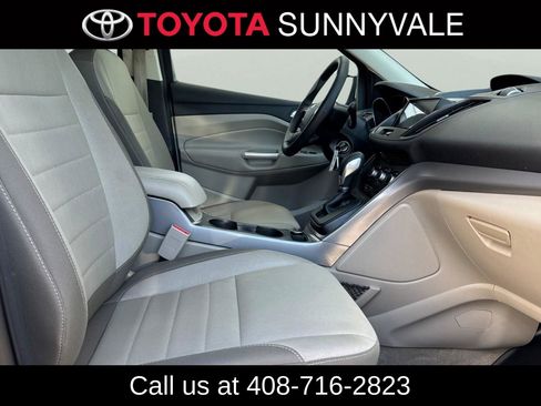 Used 2016 Ford Escape SE FWD image 20