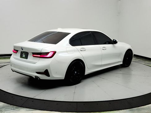 Used 2021 BMW 330i Sedan w/ Premium Package RWD image 5
