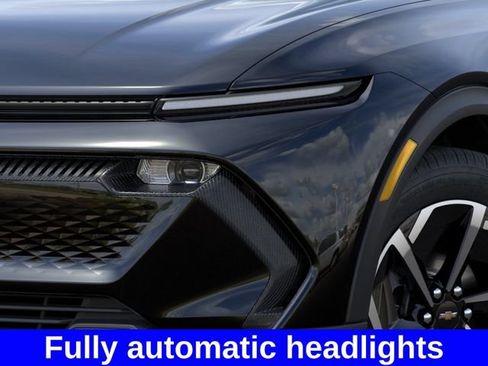 New 2026 Chevrolet Equinox EV LT FWD image 11