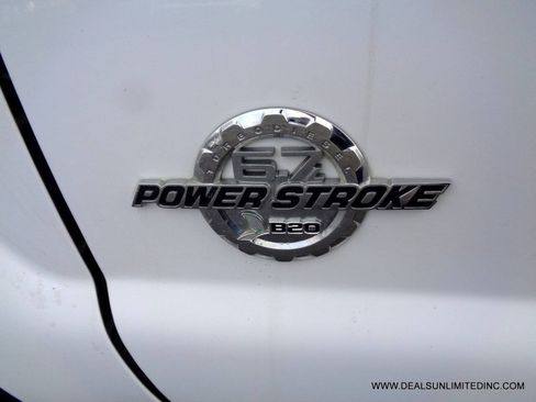 Used 2014 Ford F250 XL w/ Power Equipment Group AWD/4WD image 6