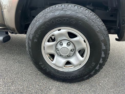 Used 2011 Toyota Tacoma PreRunner image 34