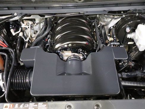 Used 2018 Chevrolet Silverado 1500 High Country AWD/4WD image 68