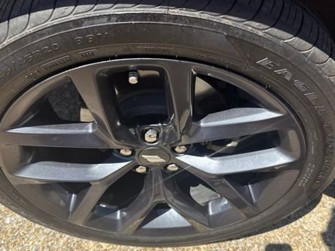 Used 2023 Dodge Challenger SXT w/ Plus Package RWD image 18