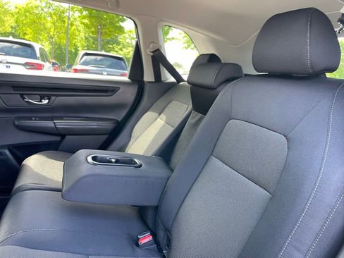 Certified 2025 Honda CR-V LX image 40