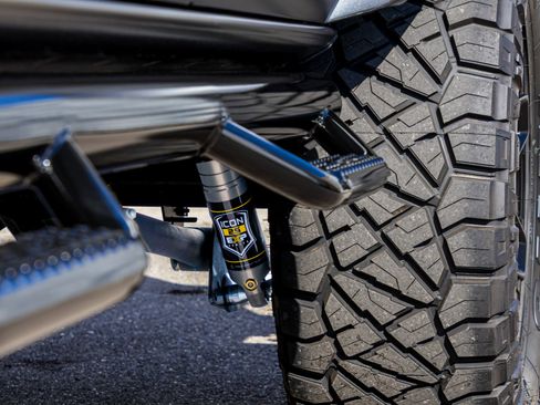 New 2025 Ford Bronco Badlands image 22