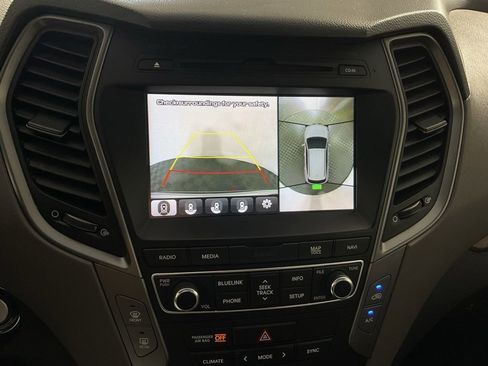 Used 2018 Hyundai Santa Fe Sport w/ 2.4L Tech Package 04 AWD/4WD image 9