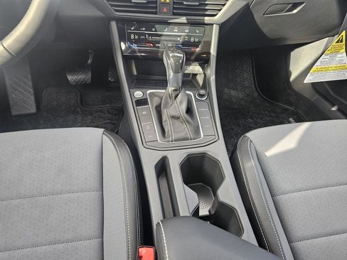 New 2026 Volkswagen Jetta SE FWD image 38