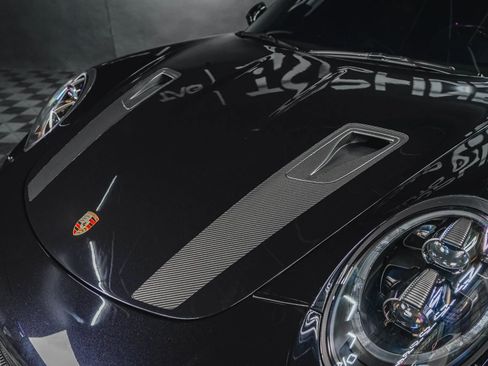 Used 2015 Porsche 911 Turbo S image 5