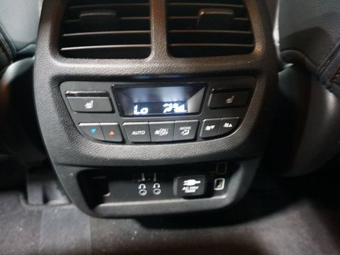 Used 2021 Honda Pilot Black Edition image 18