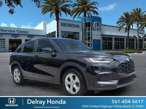 Used 2024 Honda HR-V LX image 1