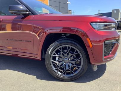 New 2026 Jeep Grand Cherokee L Summit w/ Obsidian Package