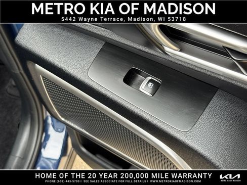 Used 2023 Kia Telluride S AWD/4WD image 41