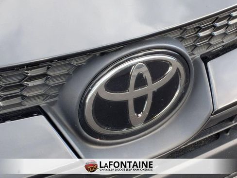 Used 2024 Toyota Corolla LE image 9