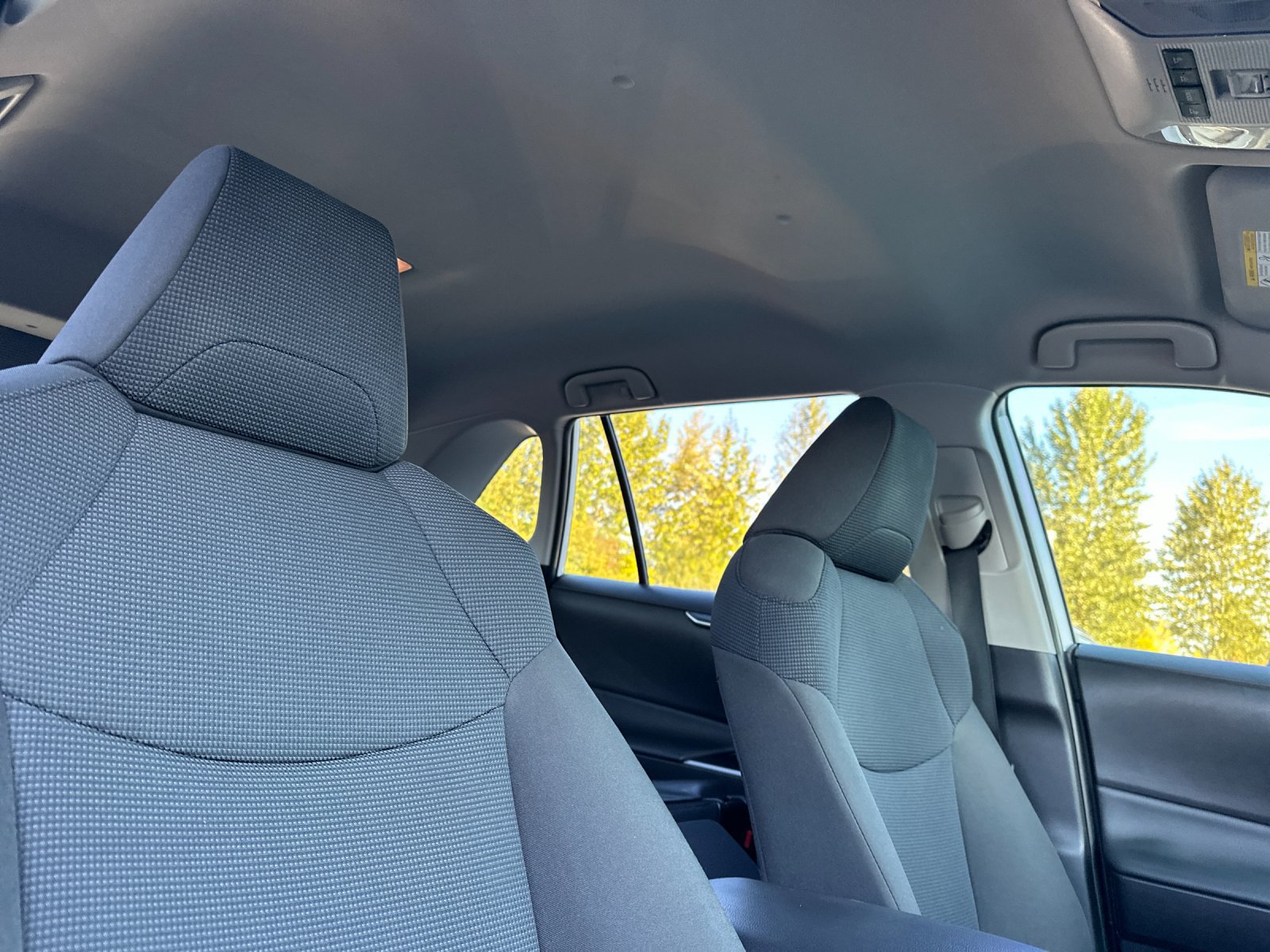 Used 2020 Toyota RAV4 LE w/ All Weather Liner Package AWD/4WD image 16