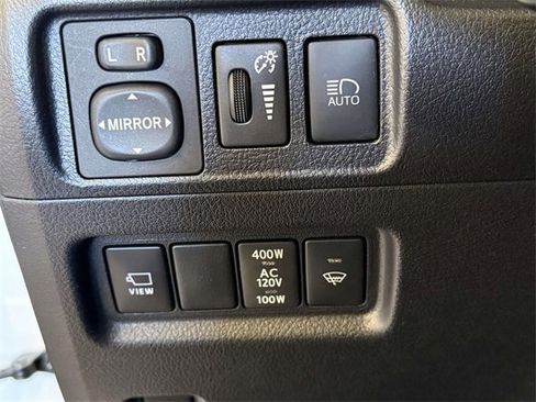 Used 2022 Toyota 4Runner Limited image 29