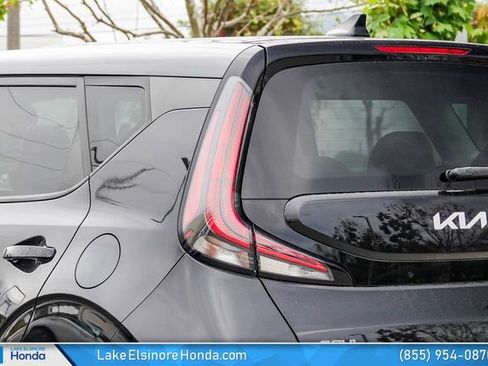Used 2024 Kia Soul EX FWD image 12