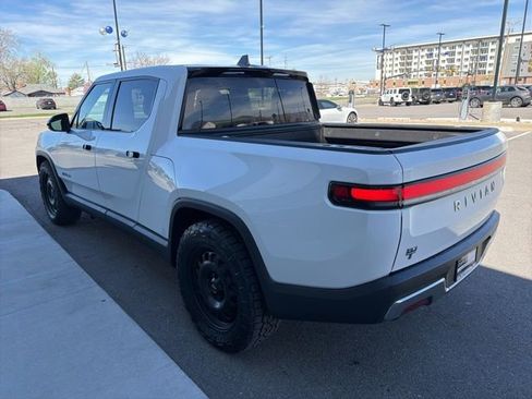 Used 2025 Rivian R1T Adventure image 5